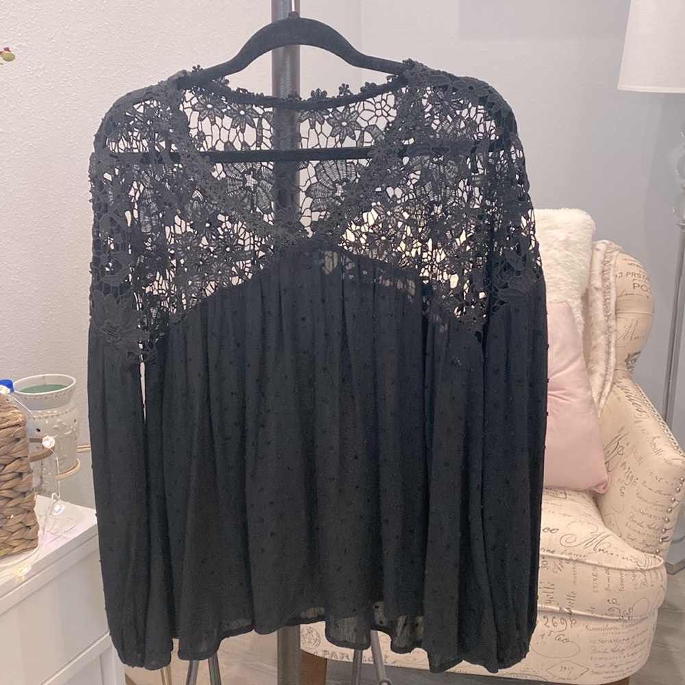 NEW! ODDY Blouse Crochet Lace V-Neck Balloon Sleeves Black Size Large